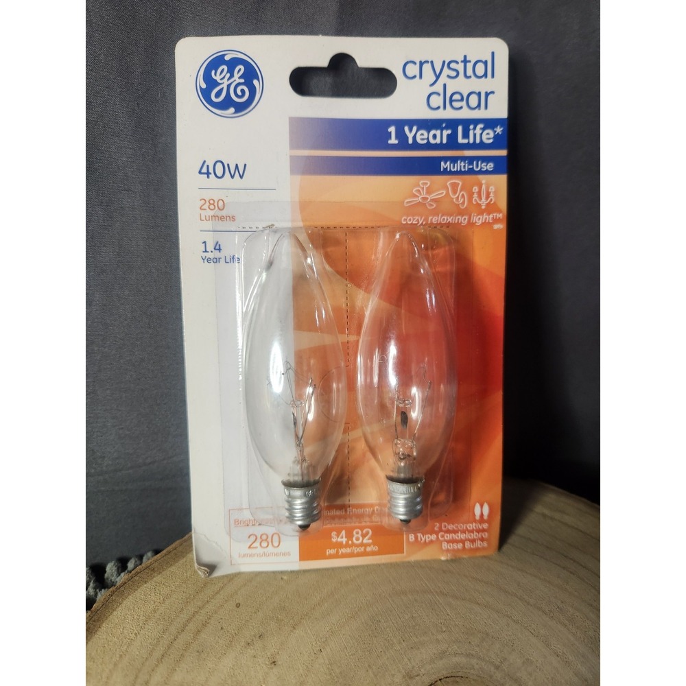 GE Crystal Clear‎ Candlabra Bulb 40W 280 Lumens~NEW IN PACKAGE